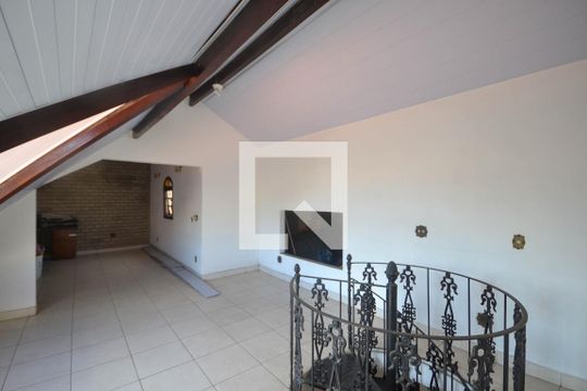 Terraço de casa para alugar com 4 quartos, 292m² em Jardim da Viga, Nova Iguaçu