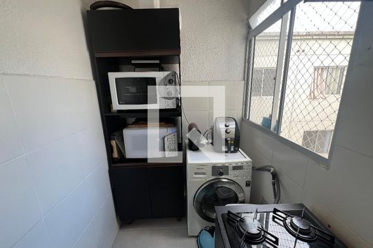 Cozinha de apartamento à venda com 2 quartos, 44m² em Santos Dumont, São Leopoldo