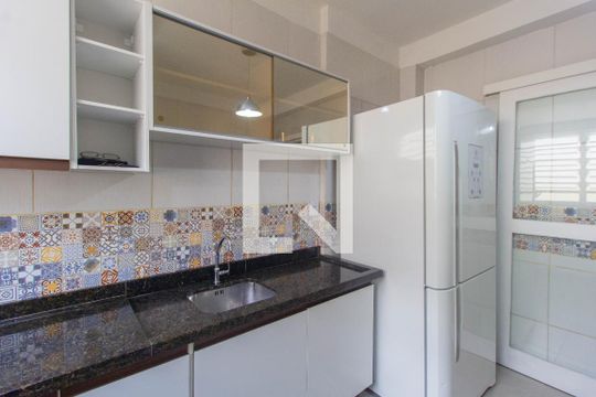 Cozinha e Área de Serviço de casa de condomínio à venda com 2 quartos, 126m² em Fátima, Canoas