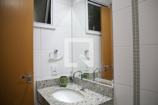 Banheiro Quarto 2 de apartamento para alugar com 2 quartos, 60m² em Parque Amazônia, Goiânia
