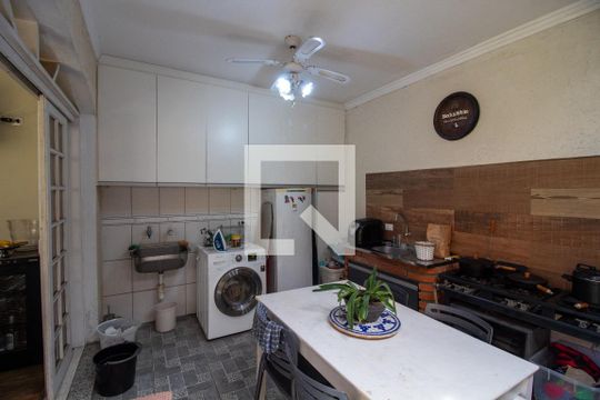 Área de Serviço de casa para alugar com 3 quartos, 108m² em Jardim Ester, São Paulo