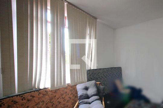 Quarto 2 de casa à venda com 3 quartos, 400m² em Santa Efigênia, Belo Horizonte
