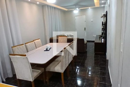 Casa à venda com 2 quartos, 139m² em Brás de Pina, Rio de Janeiro