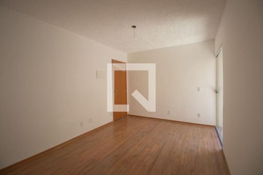 Sala de apartamento para alugar com 2 quartos, 60m² em Tribobó, São Gonçalo