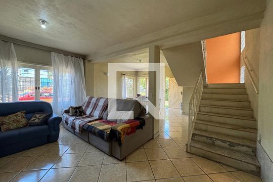 Sala de casa à venda com 2 quartos, 140m² em Scharlau, São Leopoldo