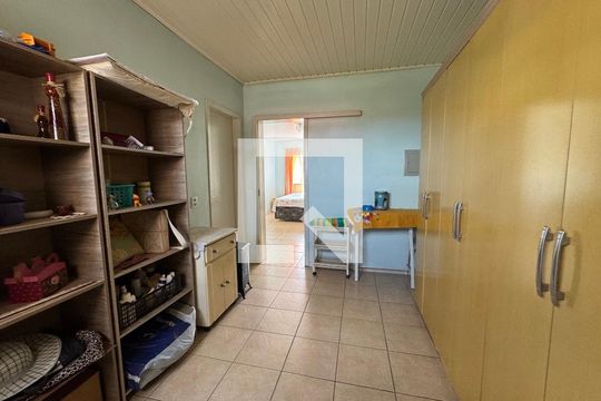 Quarto  de casa à venda com 2 quartos, 140m² em Scharlau, São Leopoldo