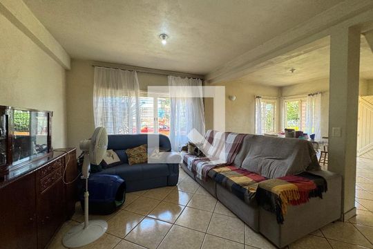 Sala de casa à venda com 2 quartos, 140m² em Scharlau, São Leopoldo