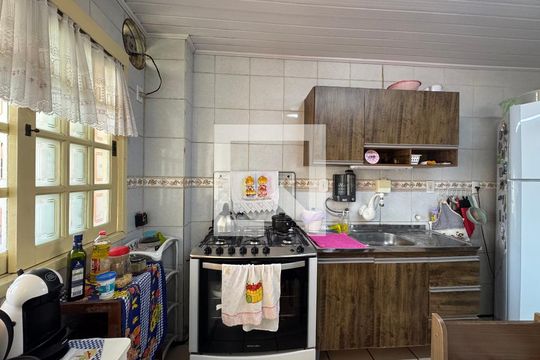 Cozinha de casa à venda com 2 quartos, 140m² em Scharlau, São Leopoldo
