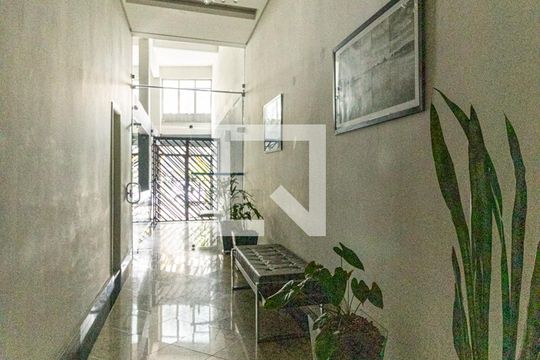 Portaria de apartamento para alugar com 2 quartos, 70m² em Barra Funda, São Paulo