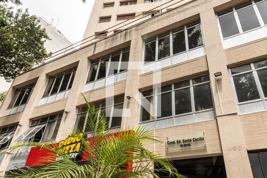 Fachada de apartamento para alugar com 2 quartos, 70m² em Barra Funda, São Paulo