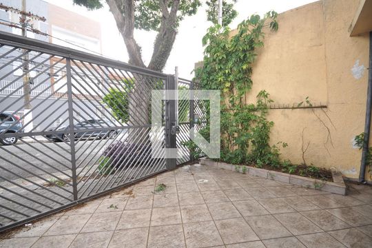 Garagem descoberta de casa à venda com 2 quartos, 190m² em Vila Maria Alta, São Paulo