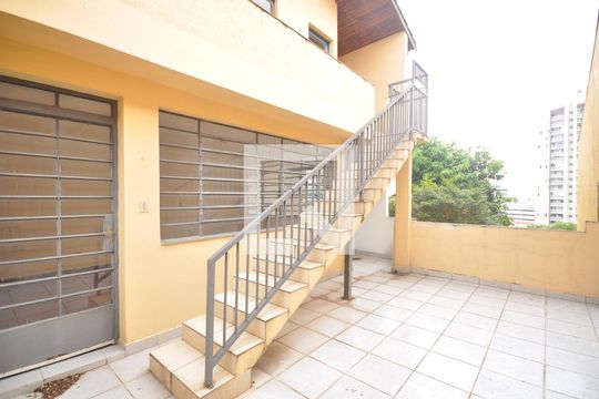 Quintal de casa à venda com 2 quartos, 190m² em Vila Maria Alta, São Paulo