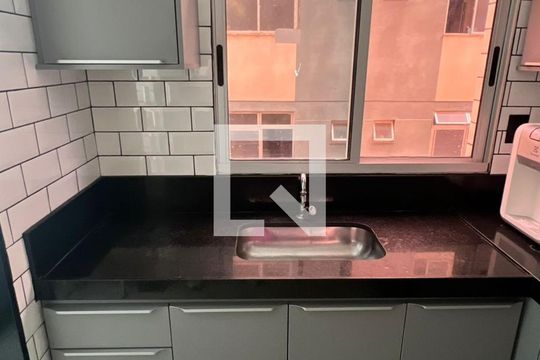 Cozinha de apartamento à venda com 3 quartos, 80m² em Castelo, Belo Horizonte