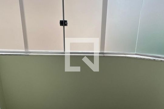 Sala de apartamento à venda com 3 quartos, 80m² em Castelo, Belo Horizonte