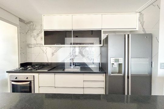 Cozinha de apartamento à venda com 3 quartos, 147m² em Jardim Anhanguera, São Paulo