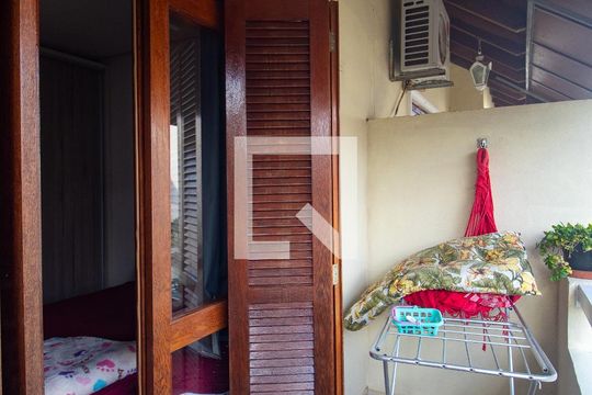 Varanda Quarto 2 de casa à venda com 2 quartos, 84m² em Ipanema, Porto Alegre