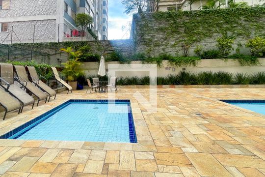 Área comum - Piscina de apartamento para alugar com 3 quartos, 151m² em Cerqueira César, São Paulo