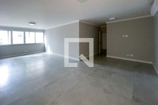 Apartamento para alugar com 3 quartos, 151m² em Cerqueira César, São Paulo