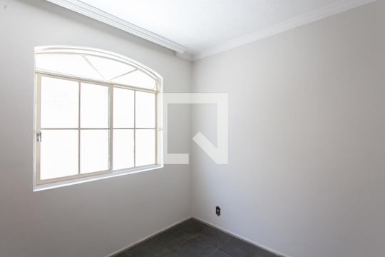 Quarto 1 de casa à venda com 3 quartos, 100m² em Santa Branca, Belo Horizonte