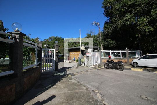 Fachada de apartamento à venda com 2 quartos, 52m² em Curicica, Rio de Janeiro
