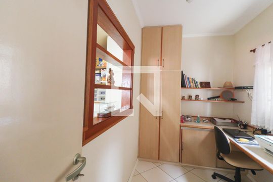 Escritório de casa à venda com 3 quartos, 314m² em Jardim Florestal, Jundiaí