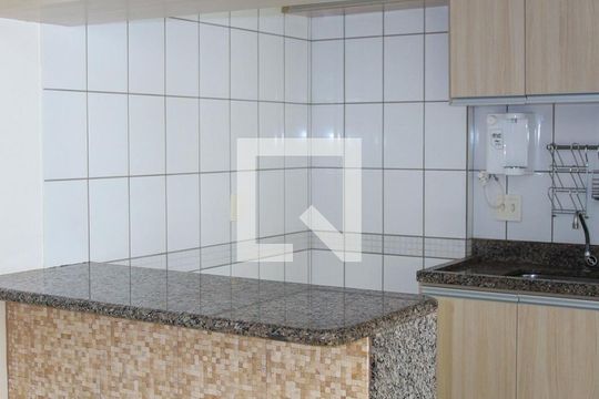 Cozinha de apartamento para alugar com 2 quartos, 58m² em Vila dos Alpes, Goiânia
