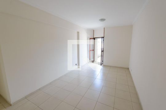 Apartamento para alugar com 3 quartos, 135m² em Centro, Taubaté