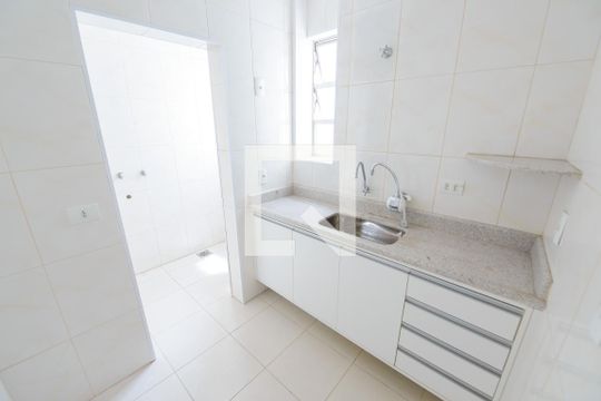 Cozinha de apartamento para alugar com 3 quartos, 135m² em Centro, Taubaté