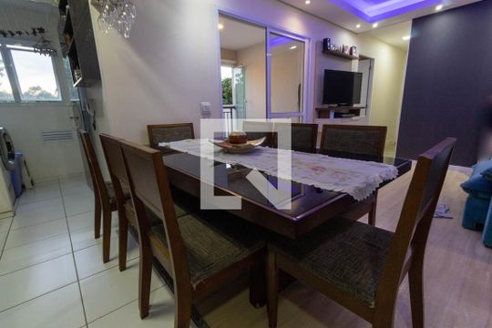 Cozinha de apartamento à venda com 3 quartos, 73m² em Vila Penteado, São Paulo
