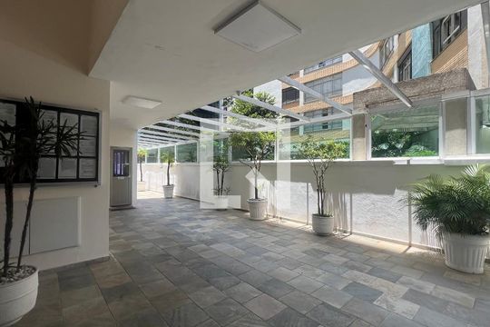 Área comum de apartamento para alugar com 1 quarto, 55m² em  Cerqueira César, São Paulo