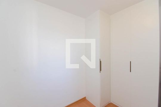 Quarto 1 de apartamento à venda com 2 quartos, 38m² em Jardim Rosa de Franca, Guarulhos