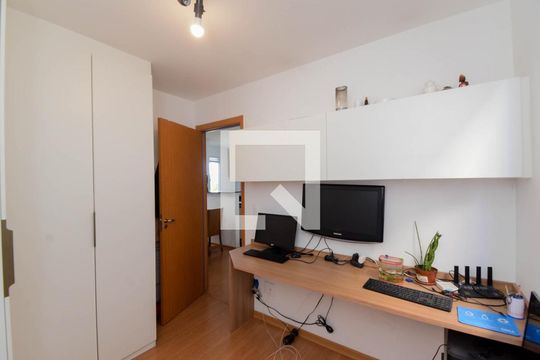 Quarto 1 de apartamento à venda com 2 quartos, 38m² em Jardim Rosa de Franca, Guarulhos
