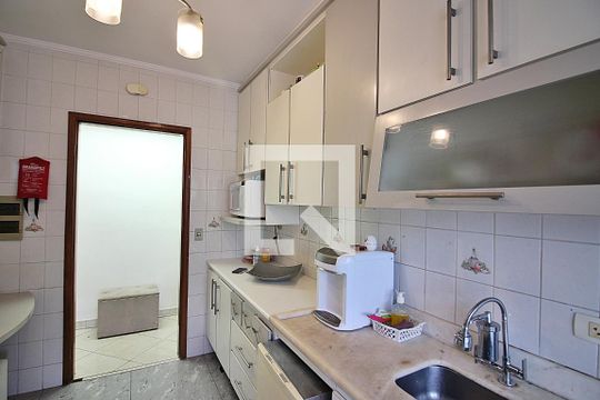 Cozinha de apartamento para alugar com 1 quarto, 70m² em Baeta Neves, São Bernardo do Campo