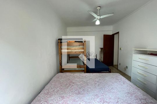 Quarto de apartamento para alugar com 1 quarto, 58m² em Vilamar, Praia Grande