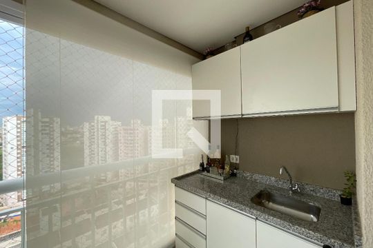Varanda Gourmet de apartamento à venda com 2 quartos, 64m² em Vila Prost de Souza, Campinas