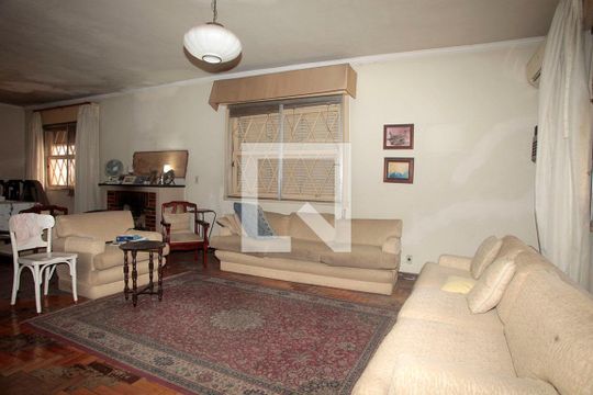 Sala de Estar de casa à venda com 3 quartos, 260m² em Petrópolis, Porto Alegre