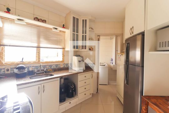 Cozinha de apartamento à venda com 3 quartos, 231m² em Vila Rami, Jundiaí