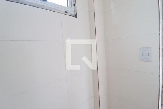 Banheiro de Serviço de apartamento para alugar com 2 quartos, 82m² em Vila Valparaíso, Santo André