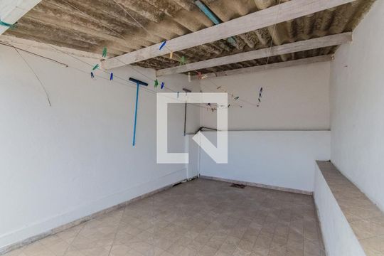 Quintal de casa à venda com 4 quartos, 178m² em Cambuci, São Paulo