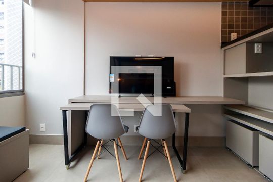 Studio de kitnet/studio para alugar com 0 quarto, 23m² em Jardim das Acacias, São Paulo