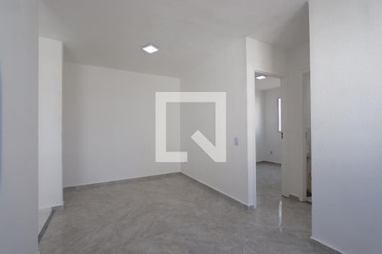 Sala de apartamento para alugar com 2 quartos, 42m² em Jardim Egle, São Paulo
