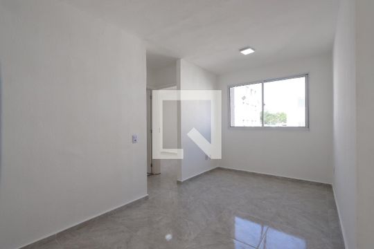 Apartamento para alugar com 2 quartos, 42m² em Jardim Egle, São Paulo