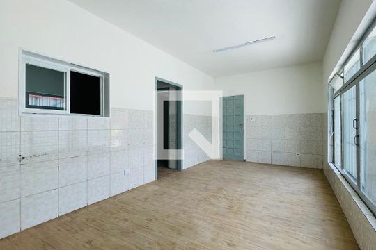 Casa para alugar com 3 quartos, 250m² em Jardim Bom Clima, Guarulhos