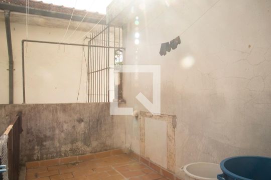 Quintal de casa à venda com 3 quartos, 150m² em Planalto Paulista, São Paulo
