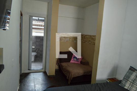 Suíte de casa de condomínio à venda com 3 quartos, 200m² em Taquara, Rio de Janeiro