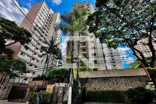Fachada  de apartamento para alugar com 3 quartos, 172m² em Cidade Monções, São Paulo
