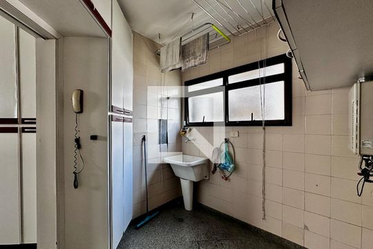 Área de Serviço de apartamento para alugar com 3 quartos, 172m² em Cidade Monções, São Paulo