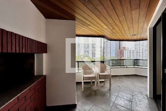 Sacada  de apartamento para alugar com 3 quartos, 172m² em Cidade Monções, São Paulo