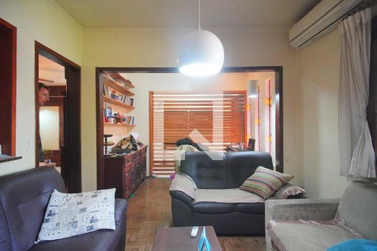 Sala de TV de casa à venda com 3 quartos, 360m² em Centro, Novo Hamburgo