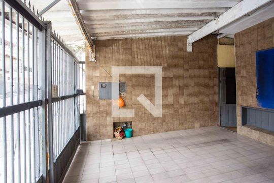 Garagem de casa à venda com 1 quarto, 157m² em Centro, Diadema